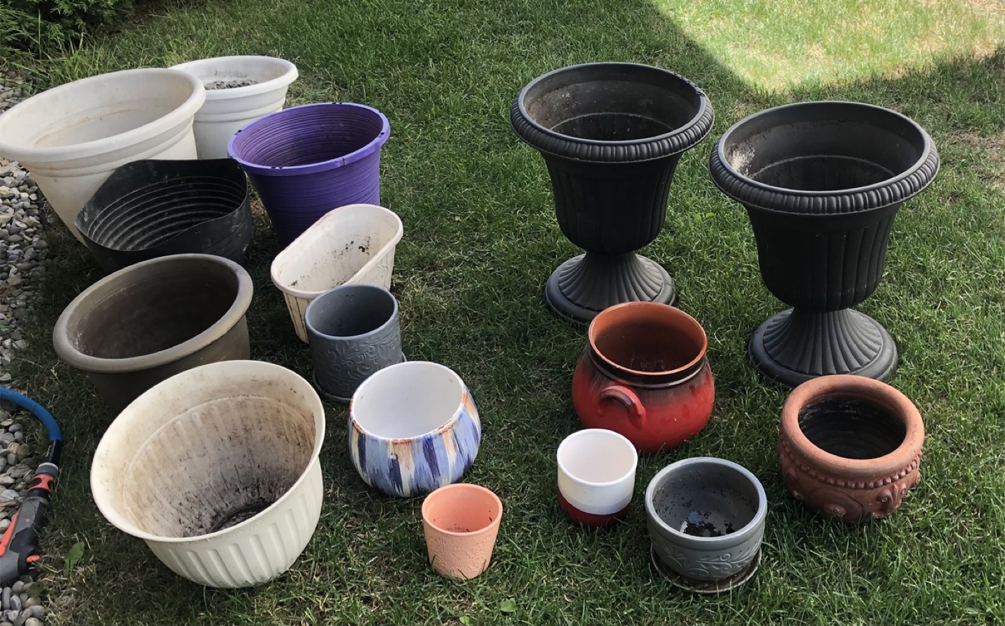 Variety of Used Flower Pots - photo 2