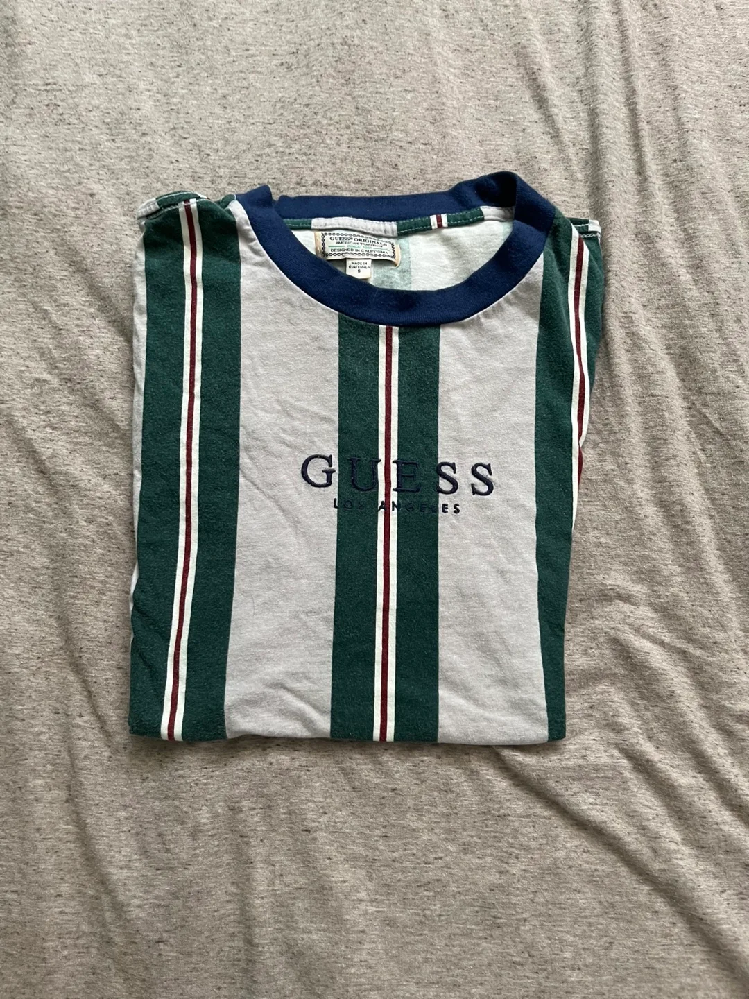 Guess Striped Tee - Size small thumbnail