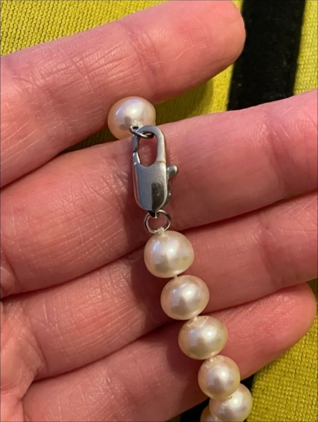 Genuine Vintage Japanese White Pearl Necklace image indicator(9)