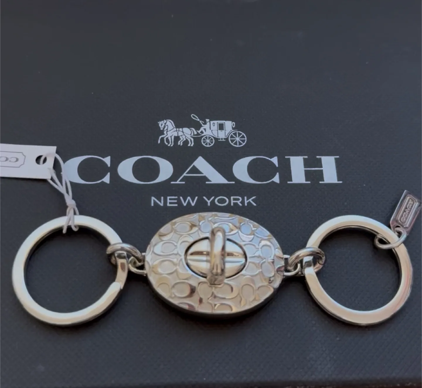 Coach valet keychain men’s women’s Car   - New in Box! image indicator(3)