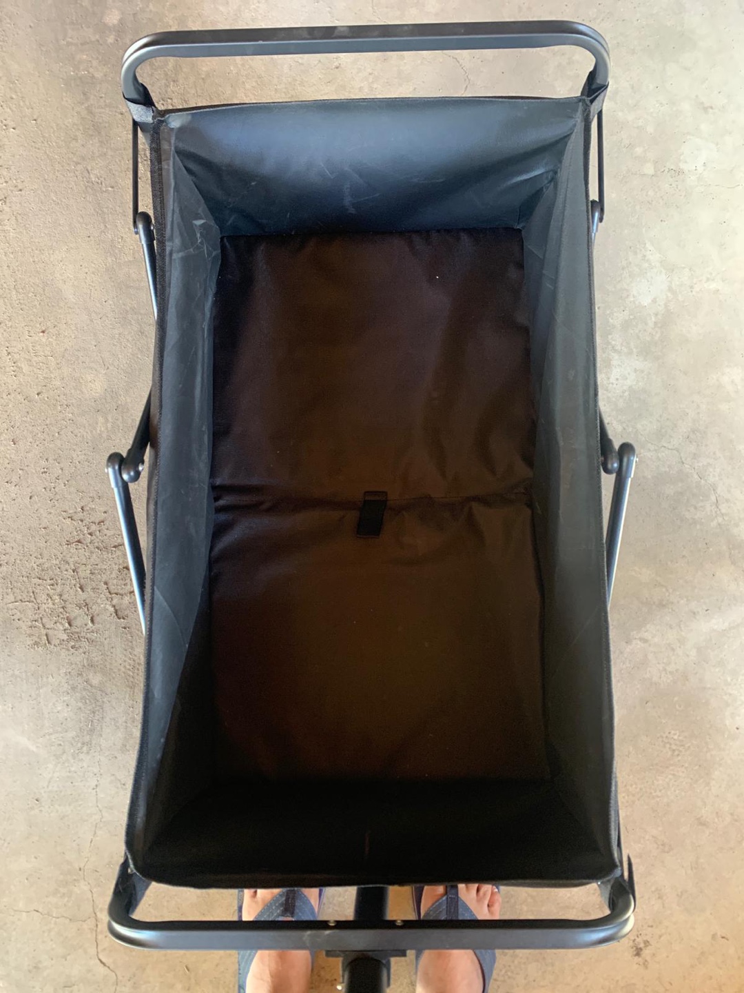 Black Folding Wagon - photo 5