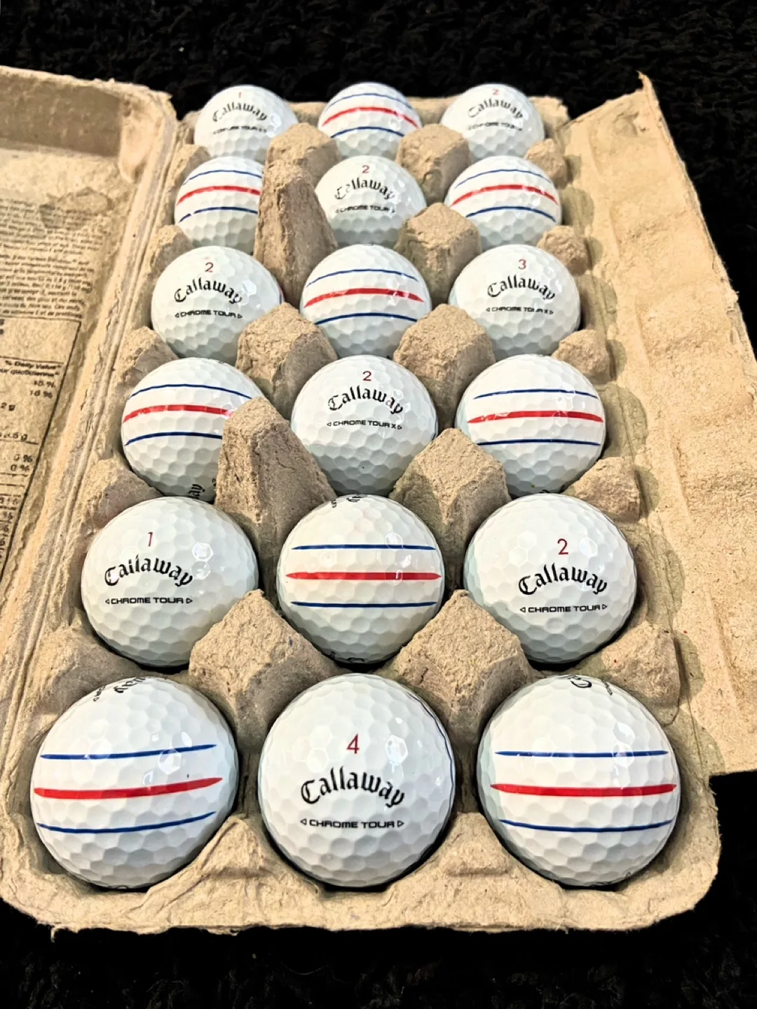 18 Callaway Chrome Tour Triple Track Golf Balls thumbnail