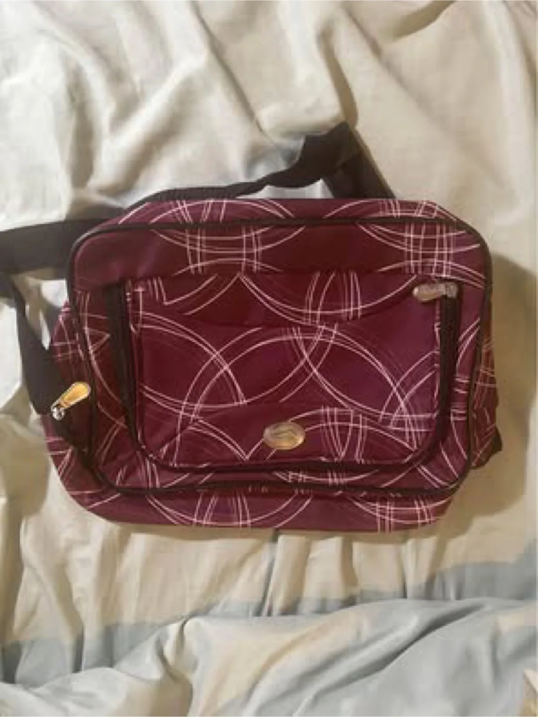 Basic carry-on bag thumbnail