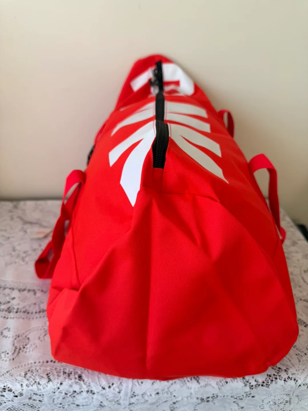 Victoria's Secret PINK Duffle Bag - 🆕 with $39.95 price-tag! image indicator(8)