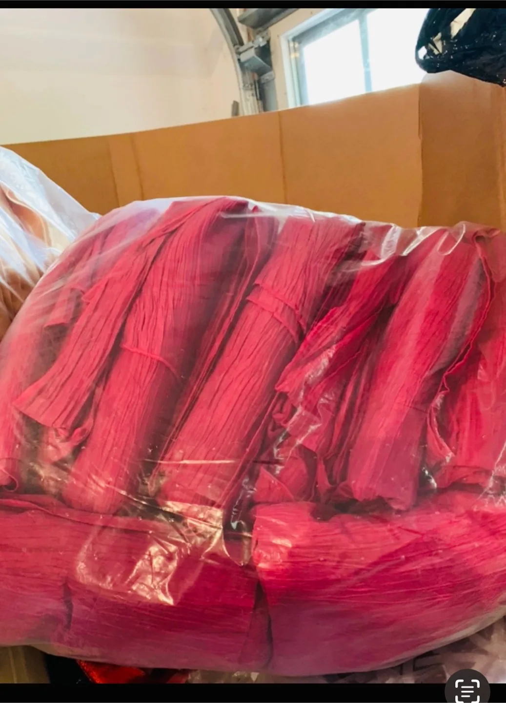 Assorted Patterned round banquet Tablecloths image indicator(3)