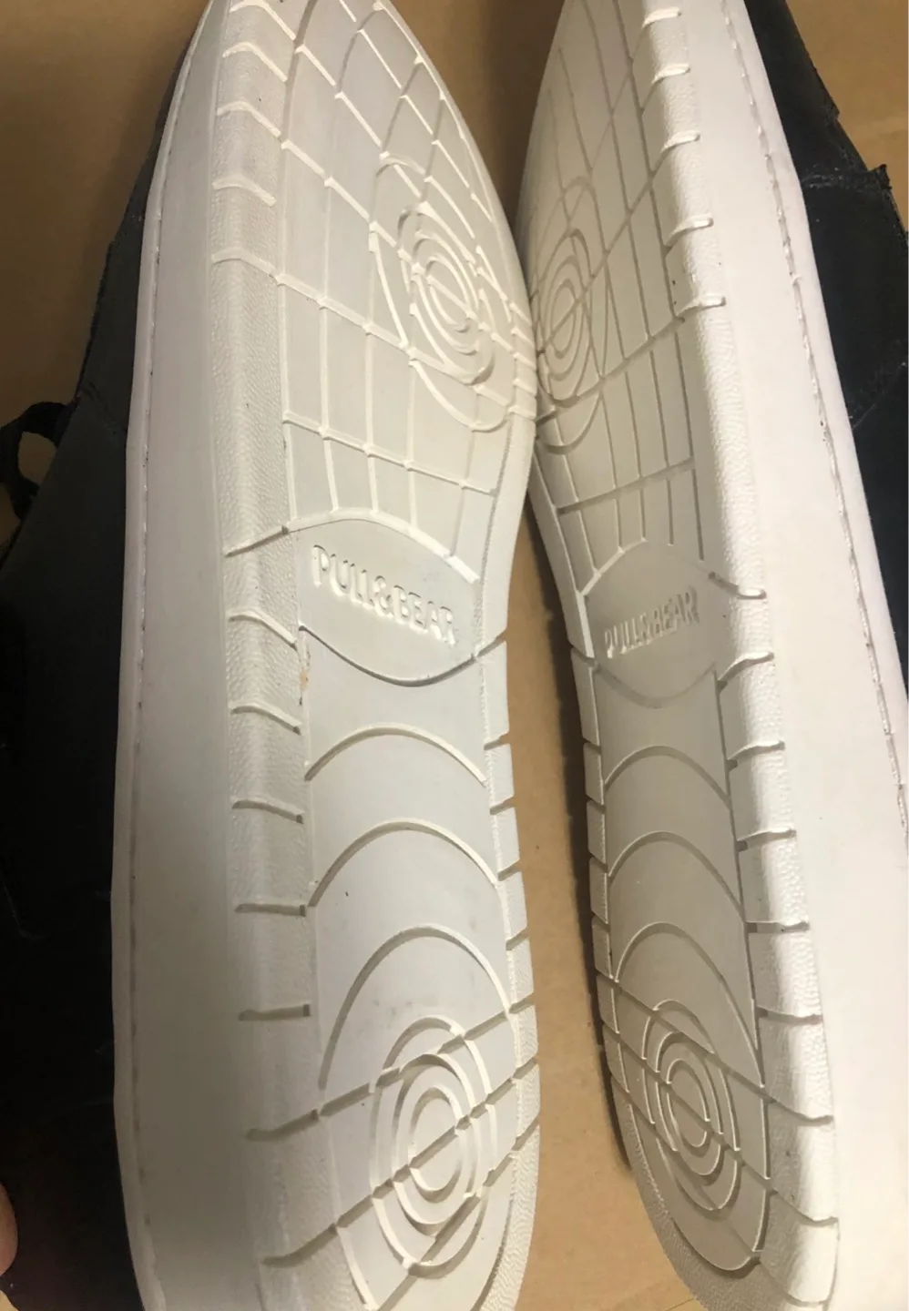 Pull&Bear Black Sneakers image indicator(4)