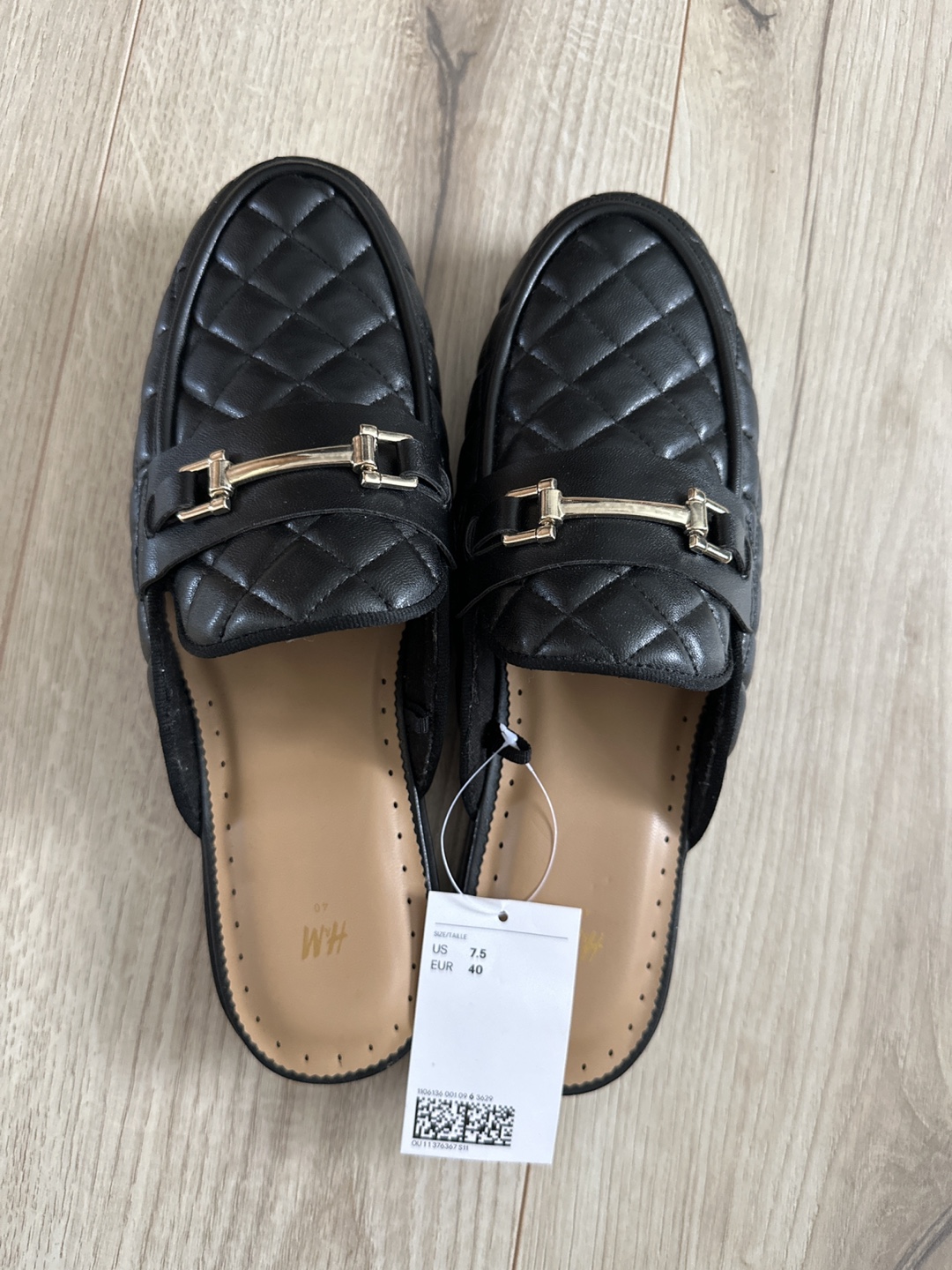 H&M Black Quilted Mules - Size 7.5 - photo 2
