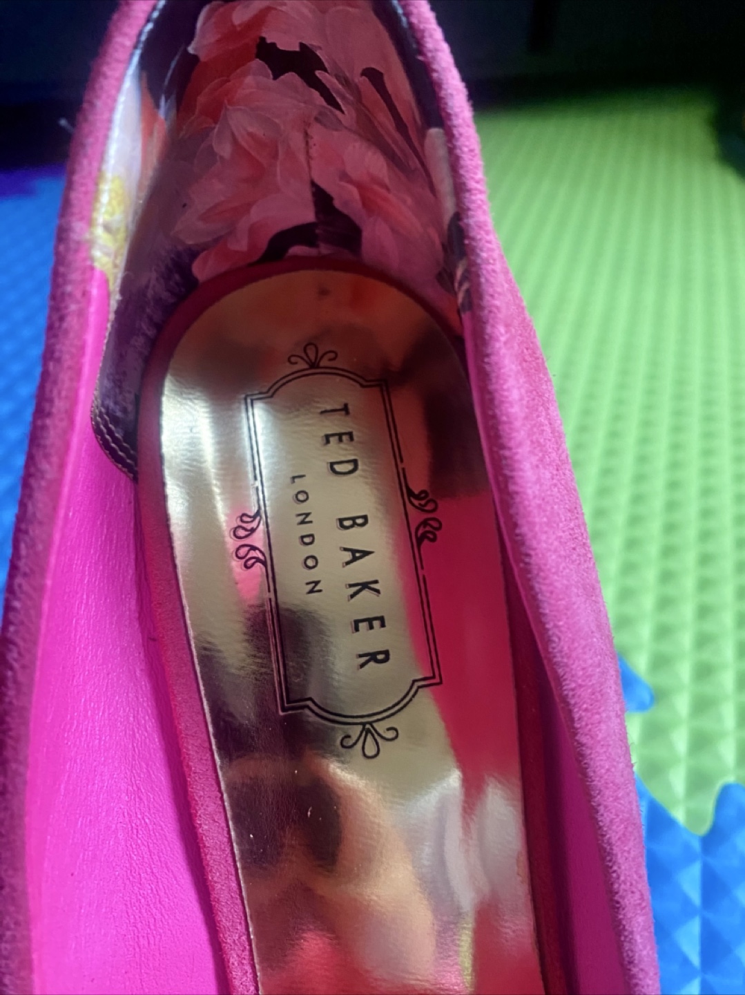 Ted Baker London Pink Suede Heels Size 38 - photo 3