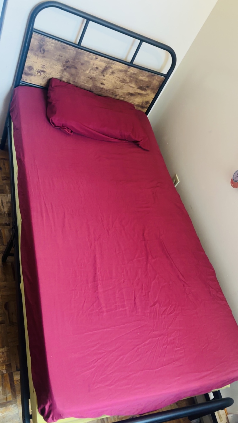 Bed frame with headboard - photo 3