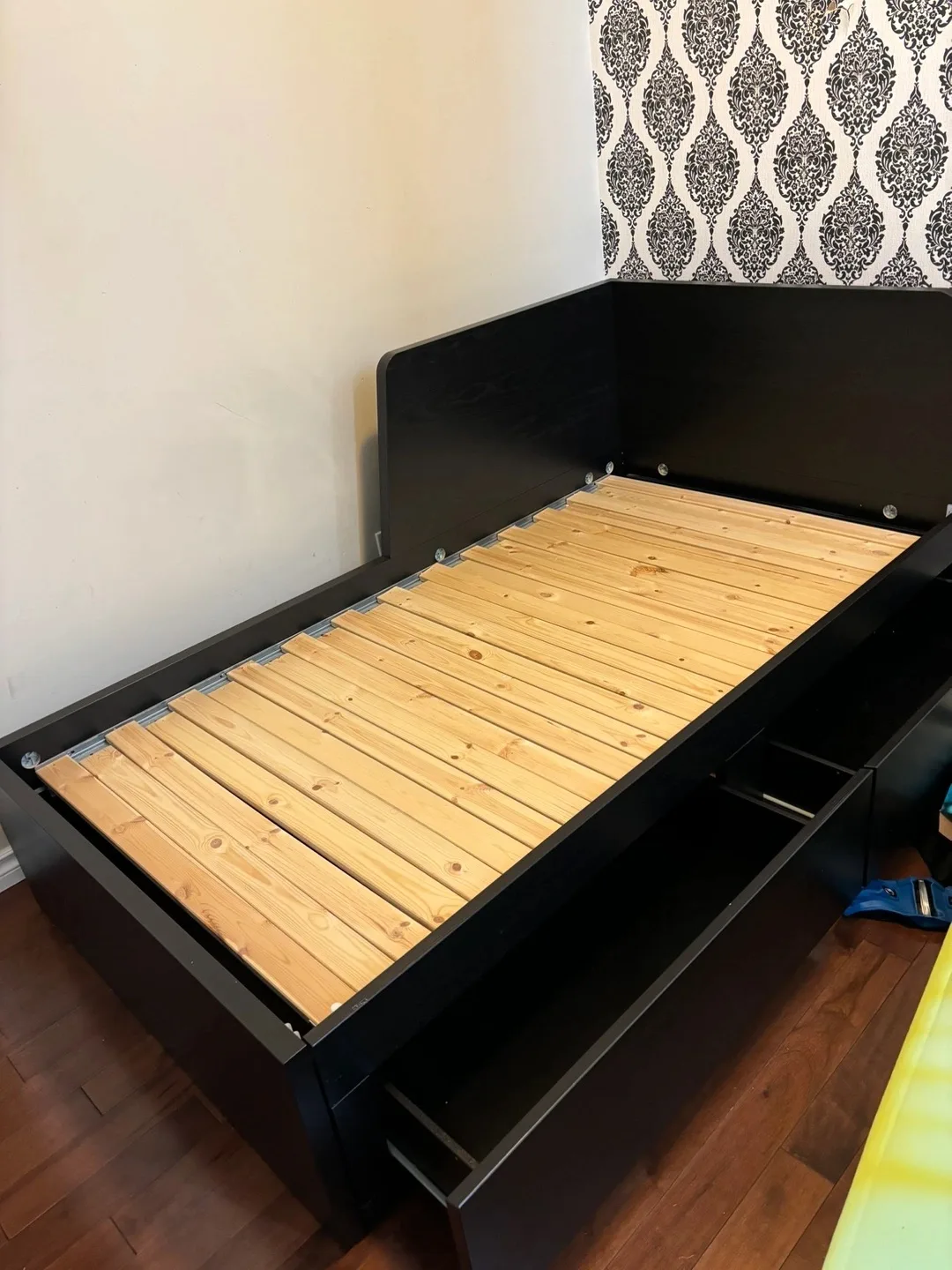 IKEA Flekke Daybed Frame with 2 Drawers - Black-Brown image indicator(5)