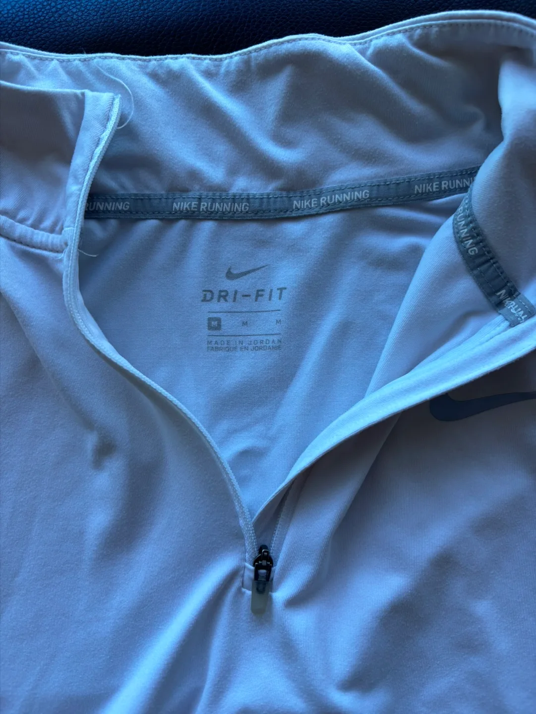 Women Nike Dri-FIT Running Top - Size M image indicator(2)