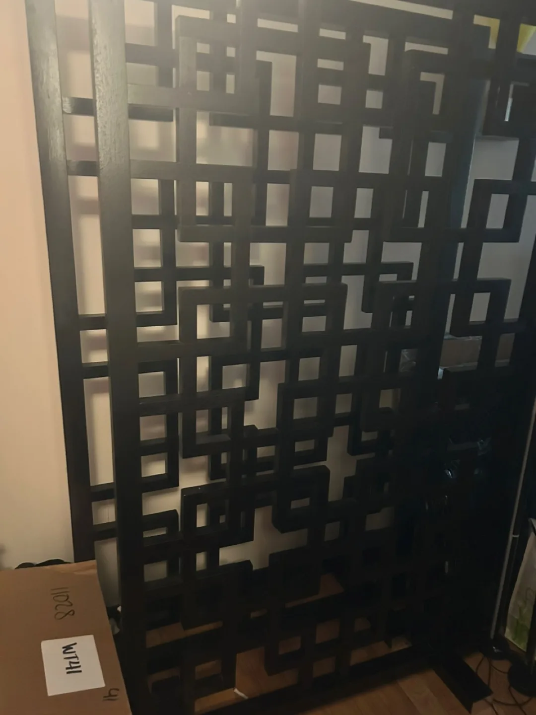 Black Chinese Room Divider thumbnail