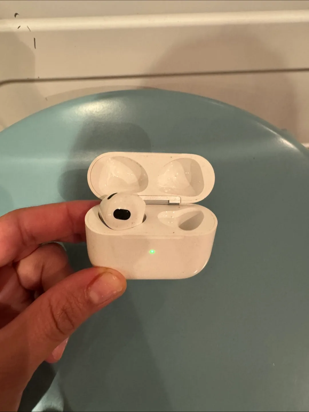 Case only - AirPods 3rd Generation (A2564) image indicator(2)