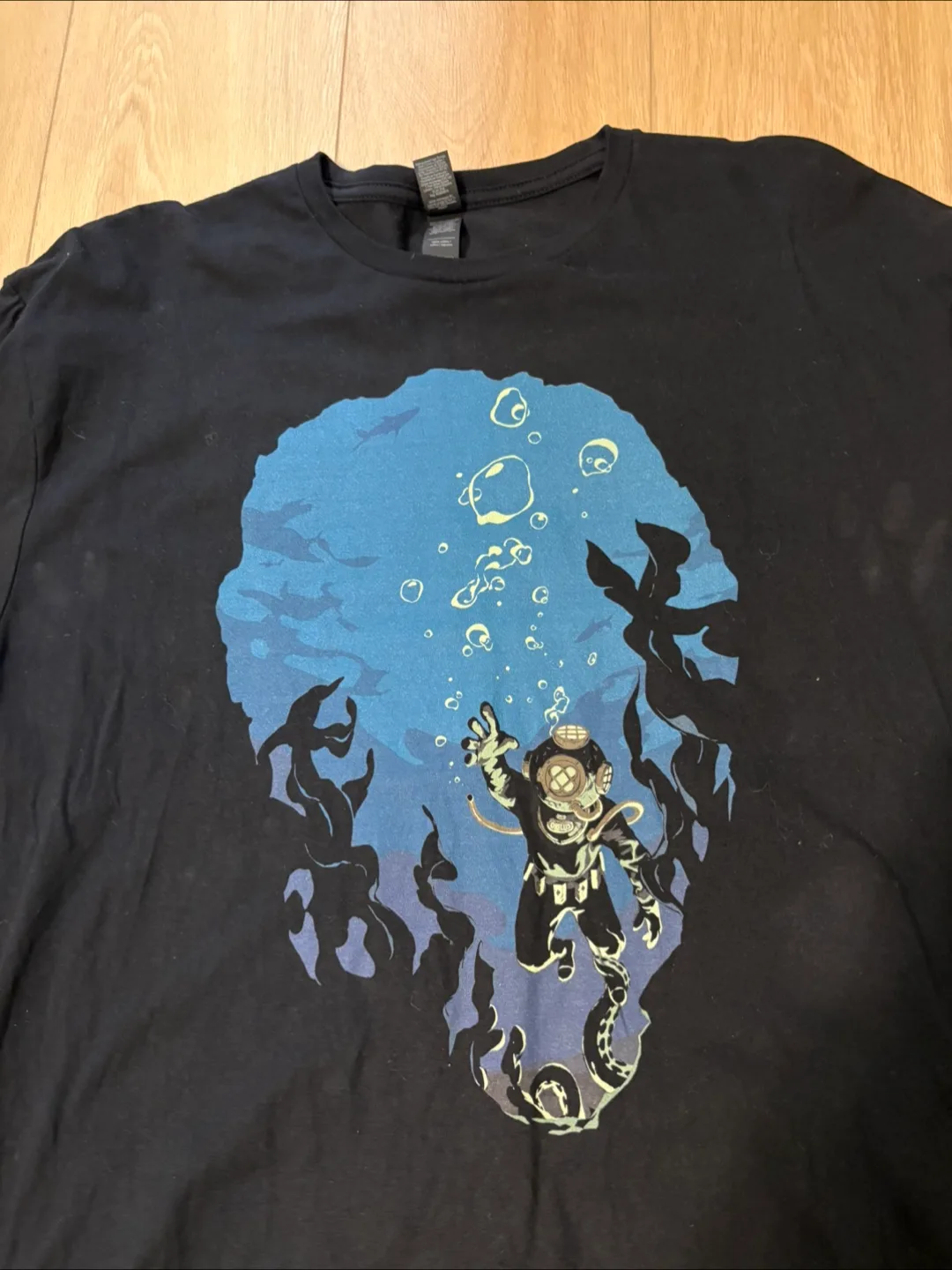 FREE NEW XL artist screen printed black tshirt #freecycle image indicator(2)