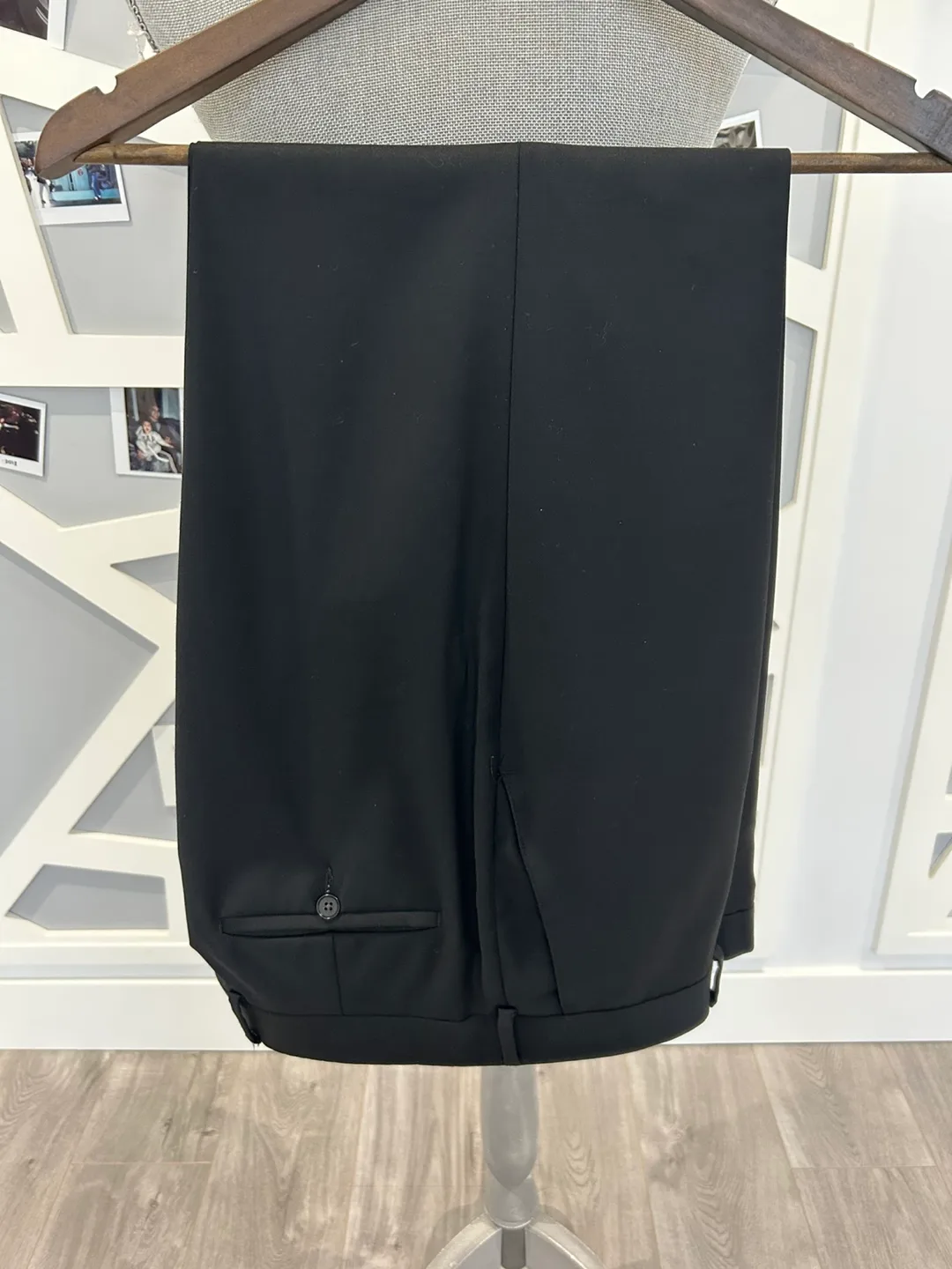 Harry Rosen Black Suit Coppley image indicator(9)