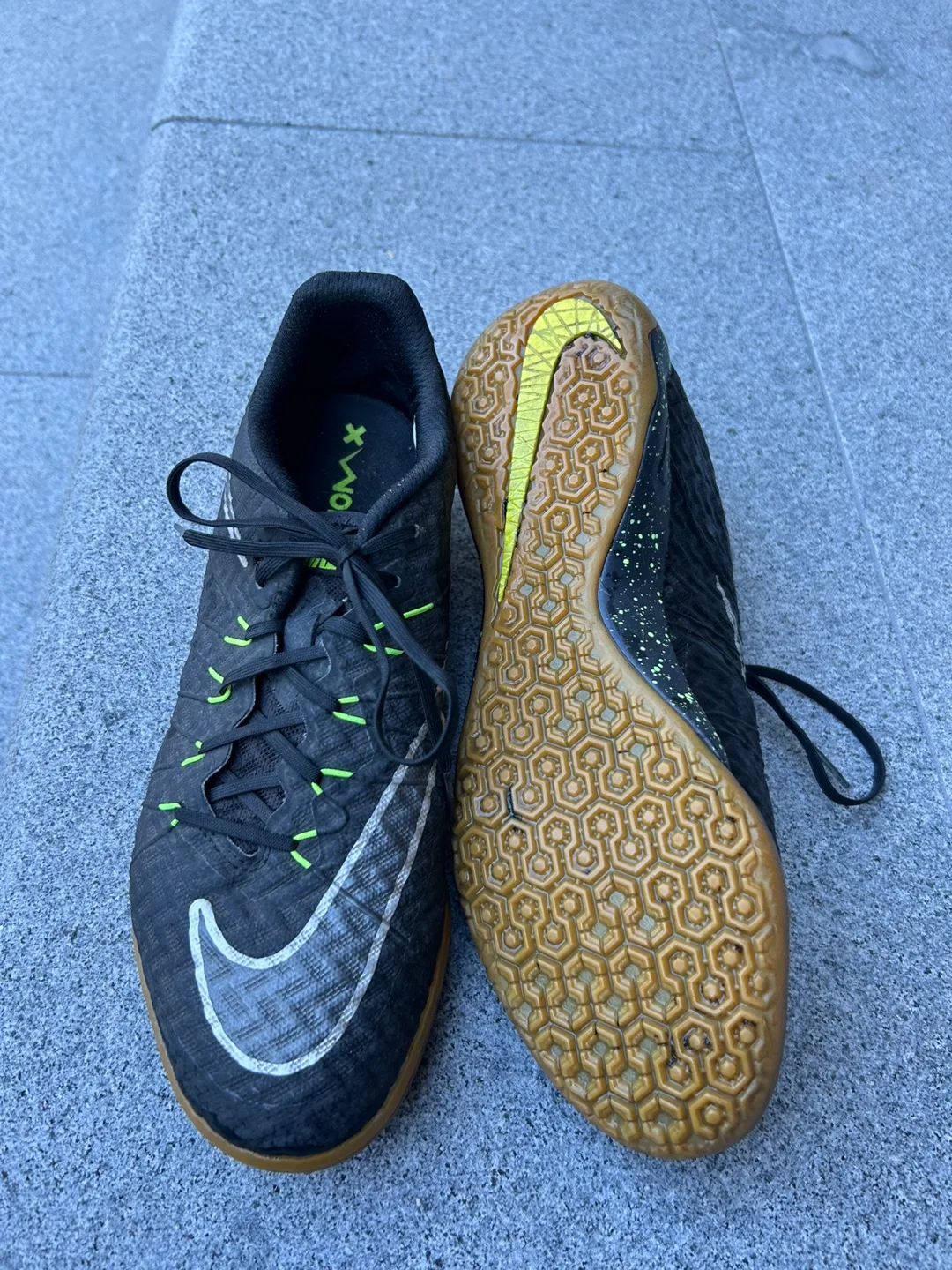 Nike HypervenomX Indoor Soccer Shoes - US 8 image indicator(2)