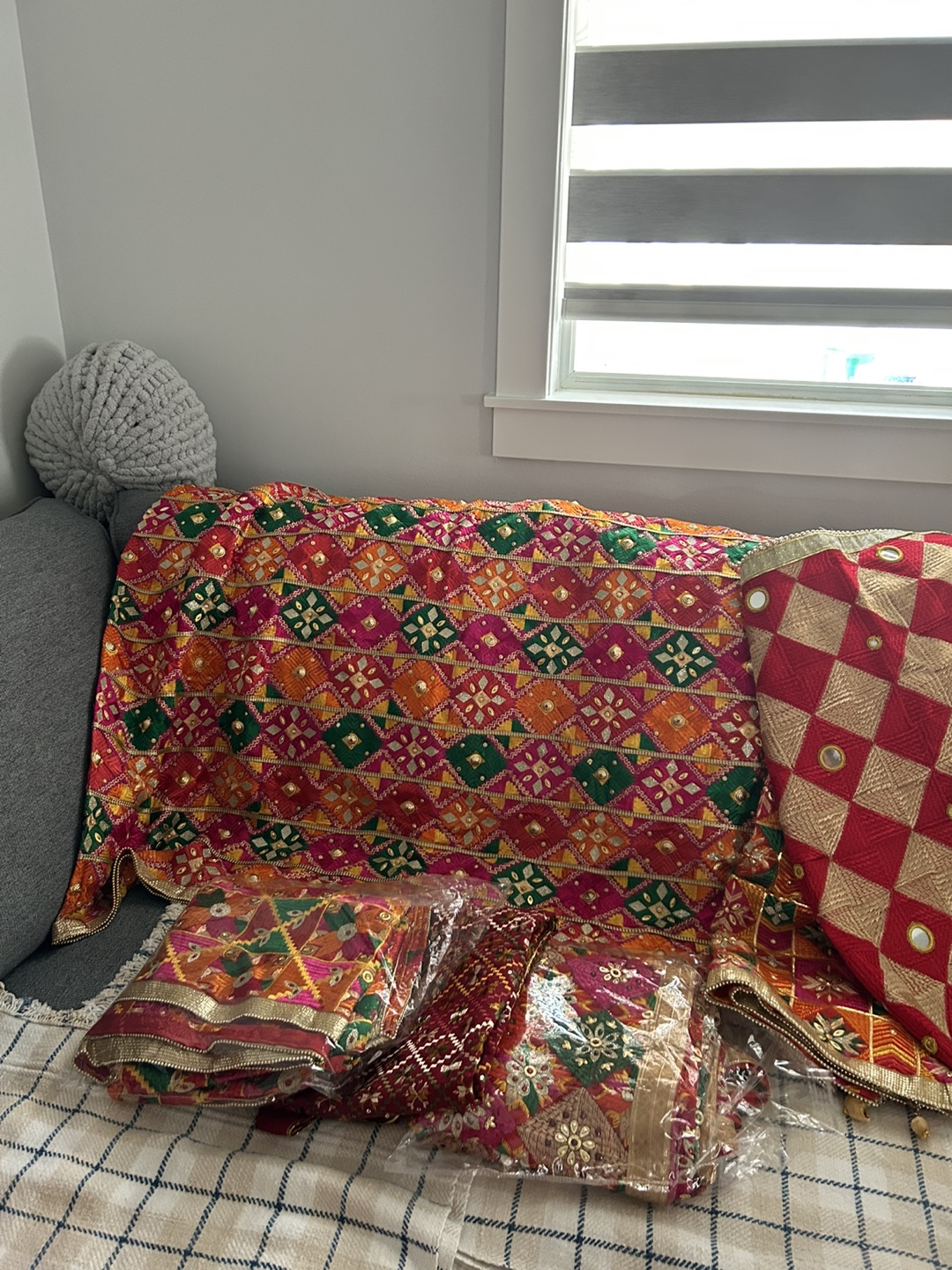 Phulkari - Traditional Punjabi Wedding Items Jagoo