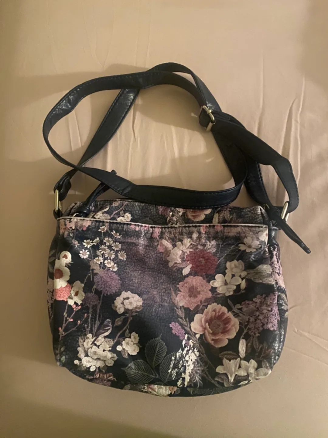 🥕#FREECYCLE Floral Crossbody Bag image indicator(2)