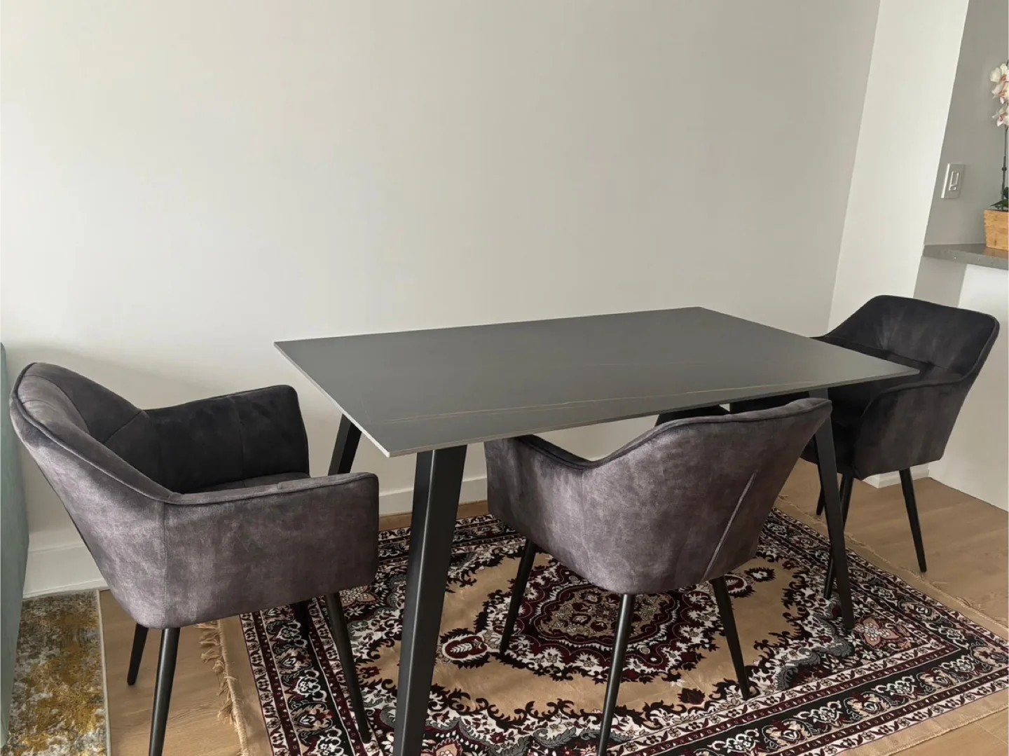 Dining Table with 4 dining chairs image indicator(2)
