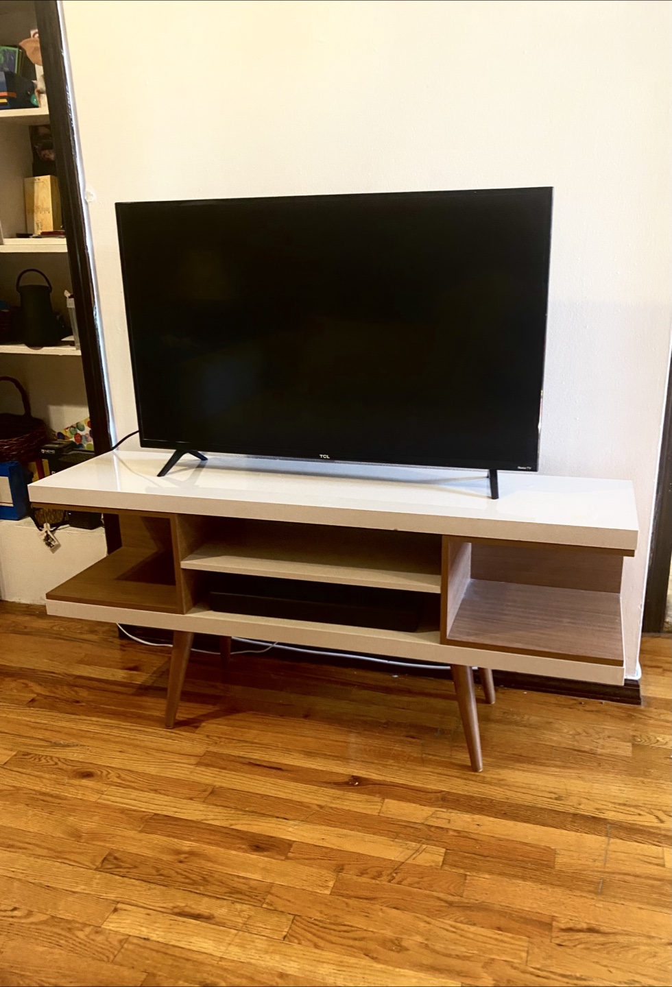Mid-Century Modern TV Stand - photo 3