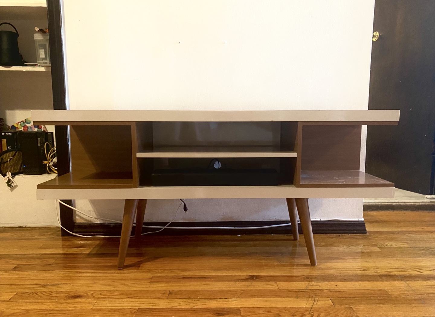 Mid-Century Modern TV Stand - photo 4