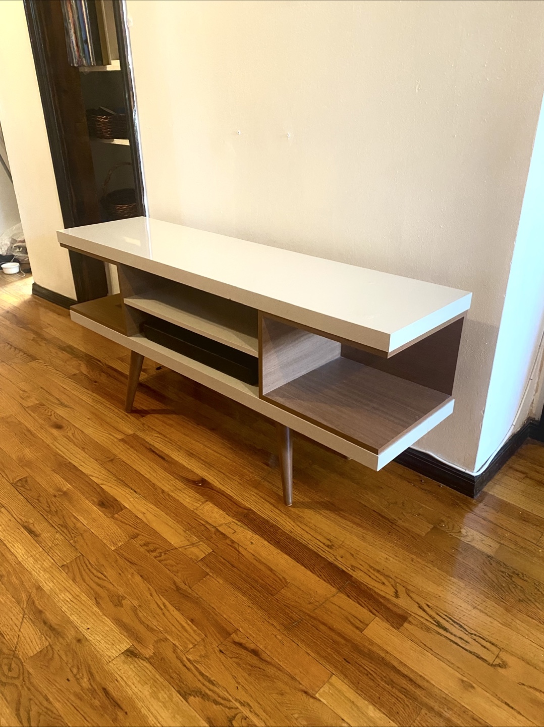 Mid-Century Modern TV Stand - photo 2
