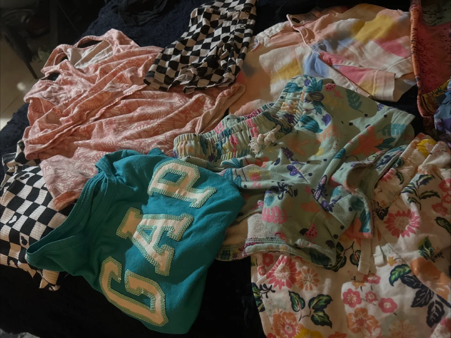 Mixed Children's Clothing Bundle thumbnail