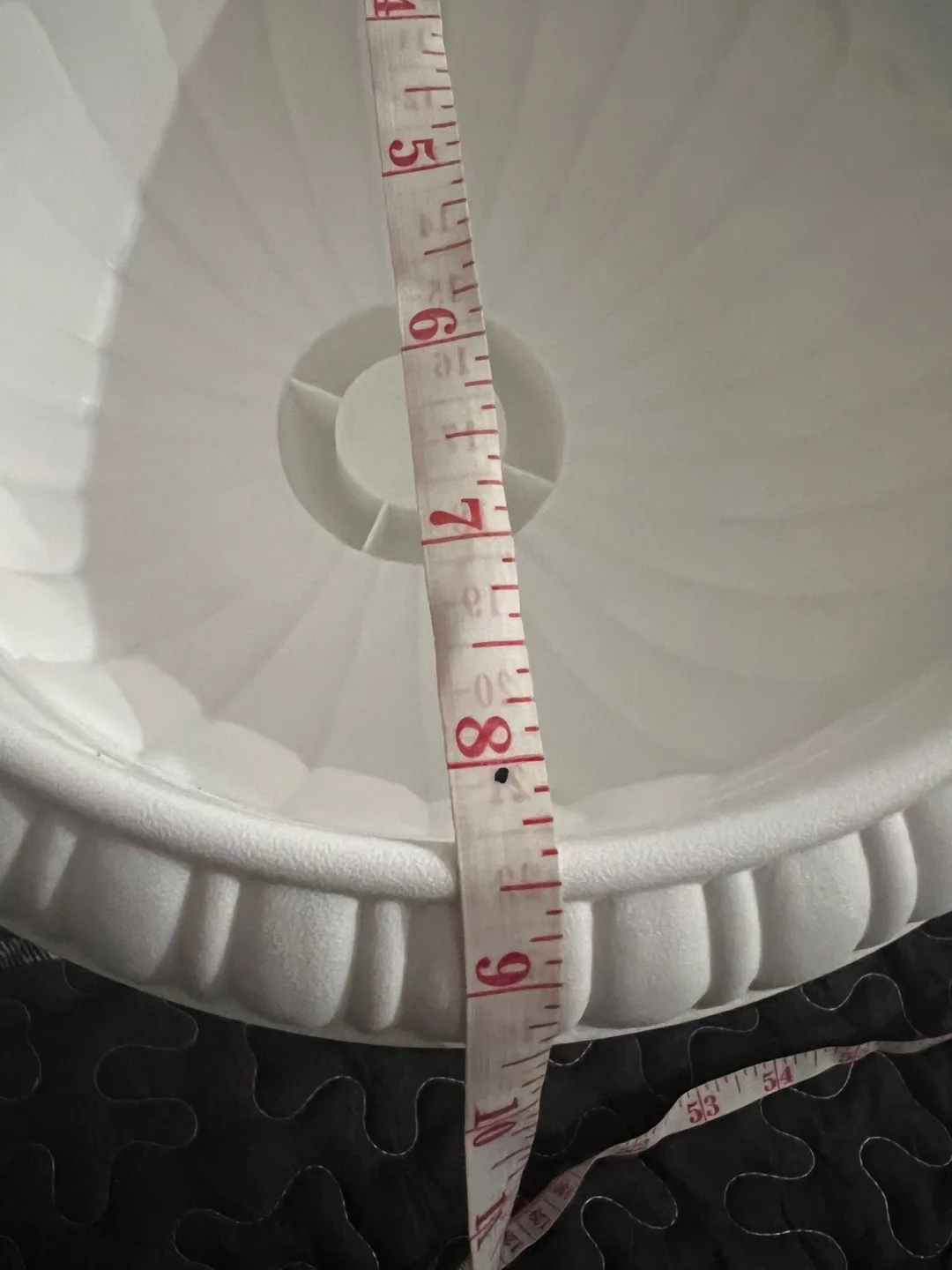 White Plastic Urn Planter- Set of 2 image indicator(3)