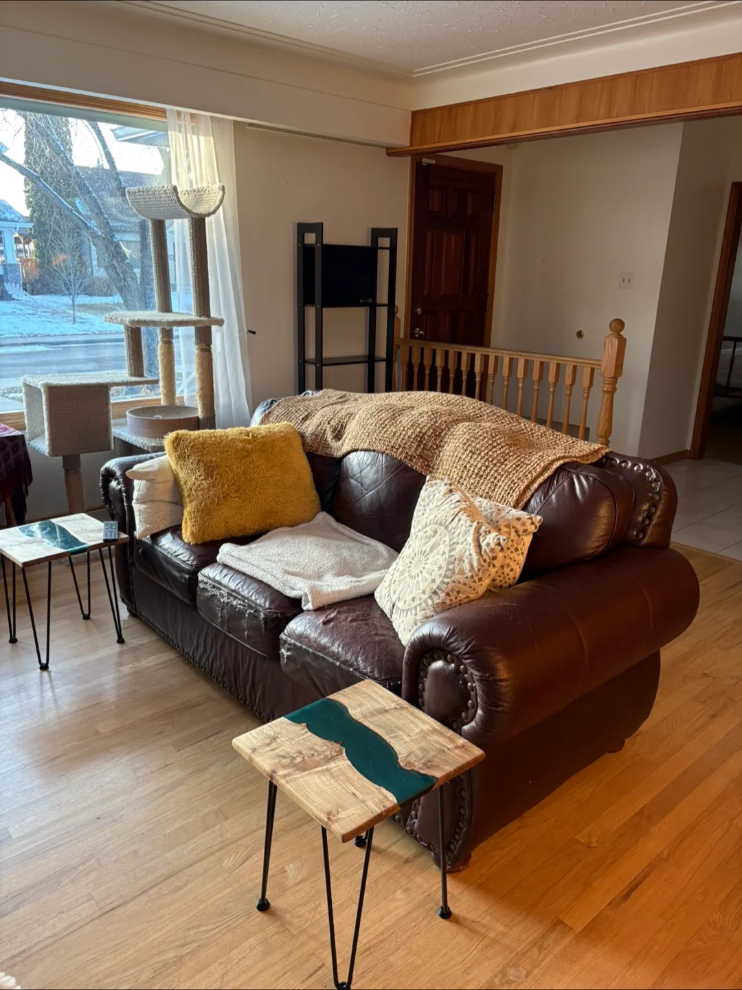 Leather Sofa and Chair Set - Well Used thumbnail