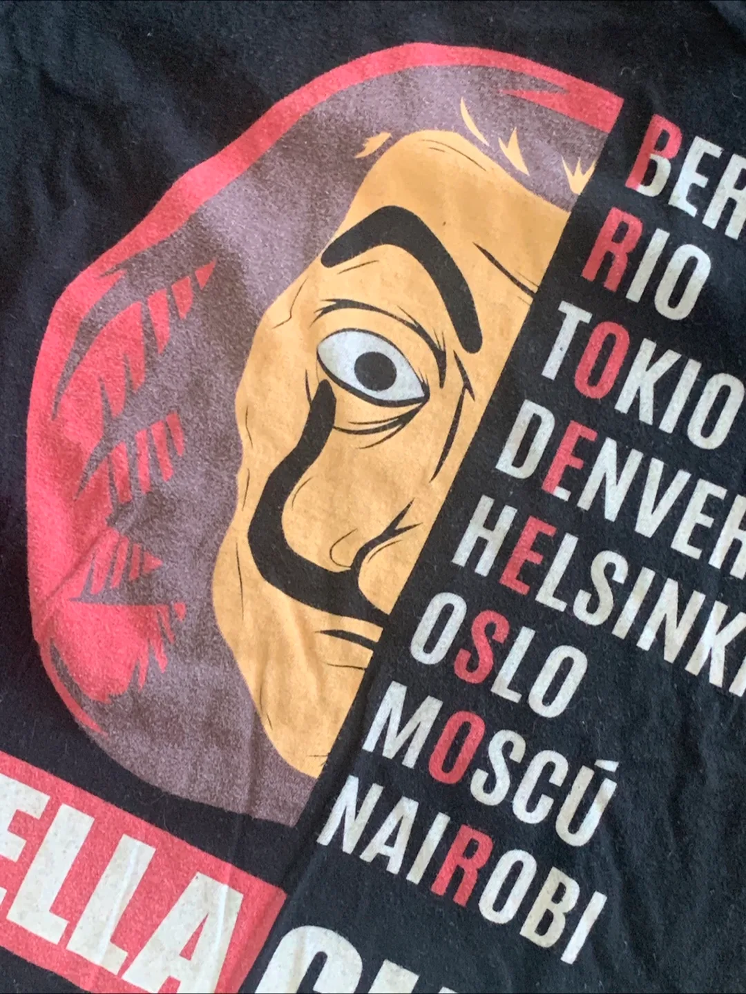 Money Heist Bella Ciao T-shirt, Size M image indicator(5)