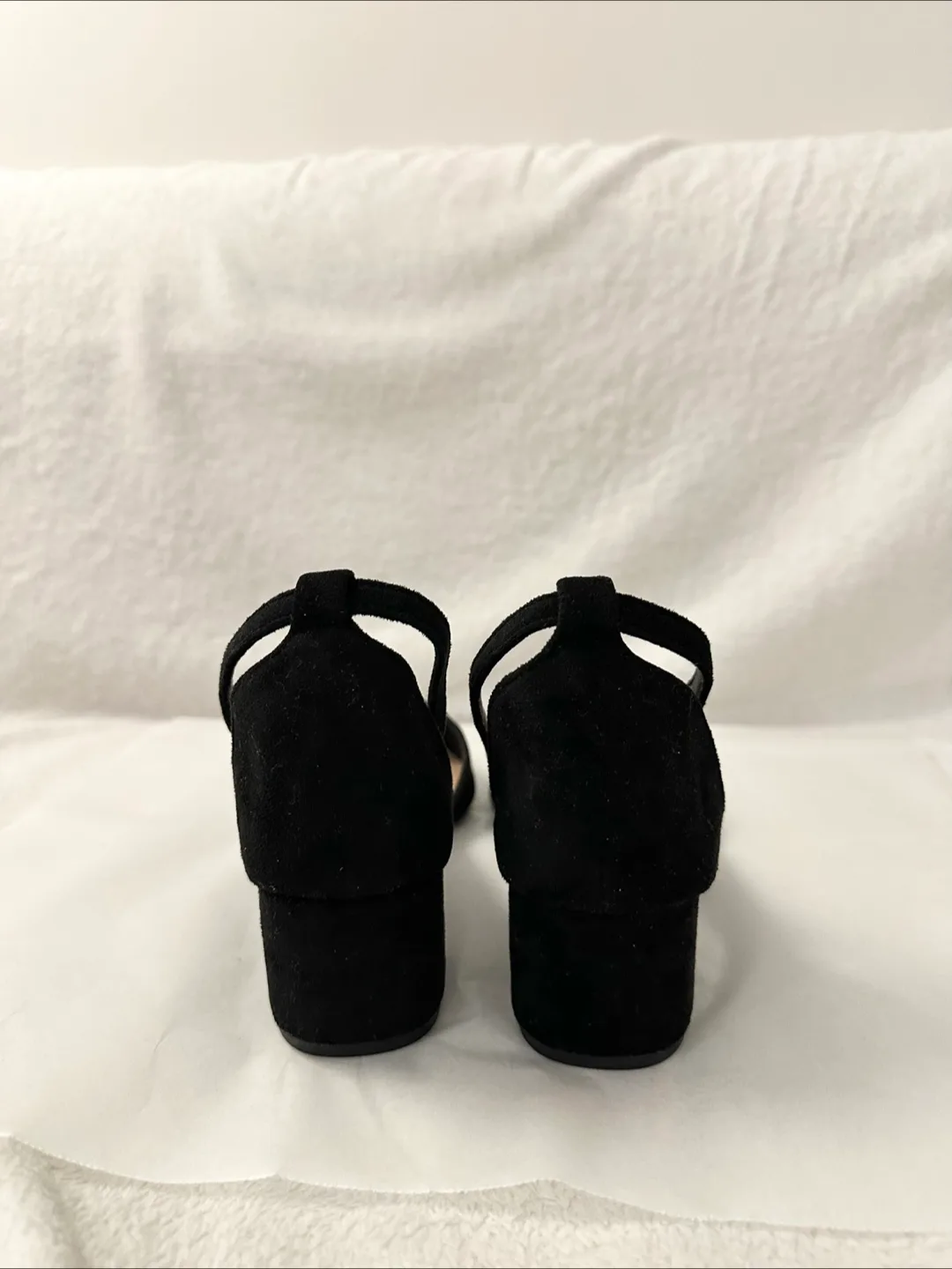 Black Ankle Strap Block Suede Heel Shoes image indicator(4)