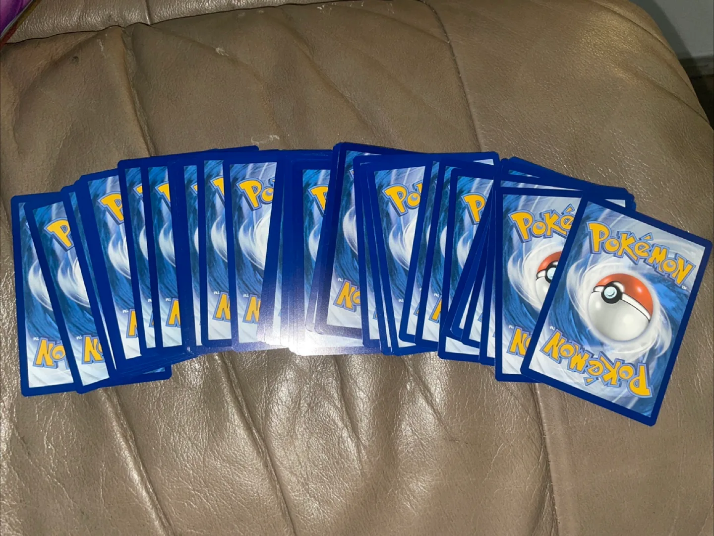 Pokemon Cards image indicator(3)