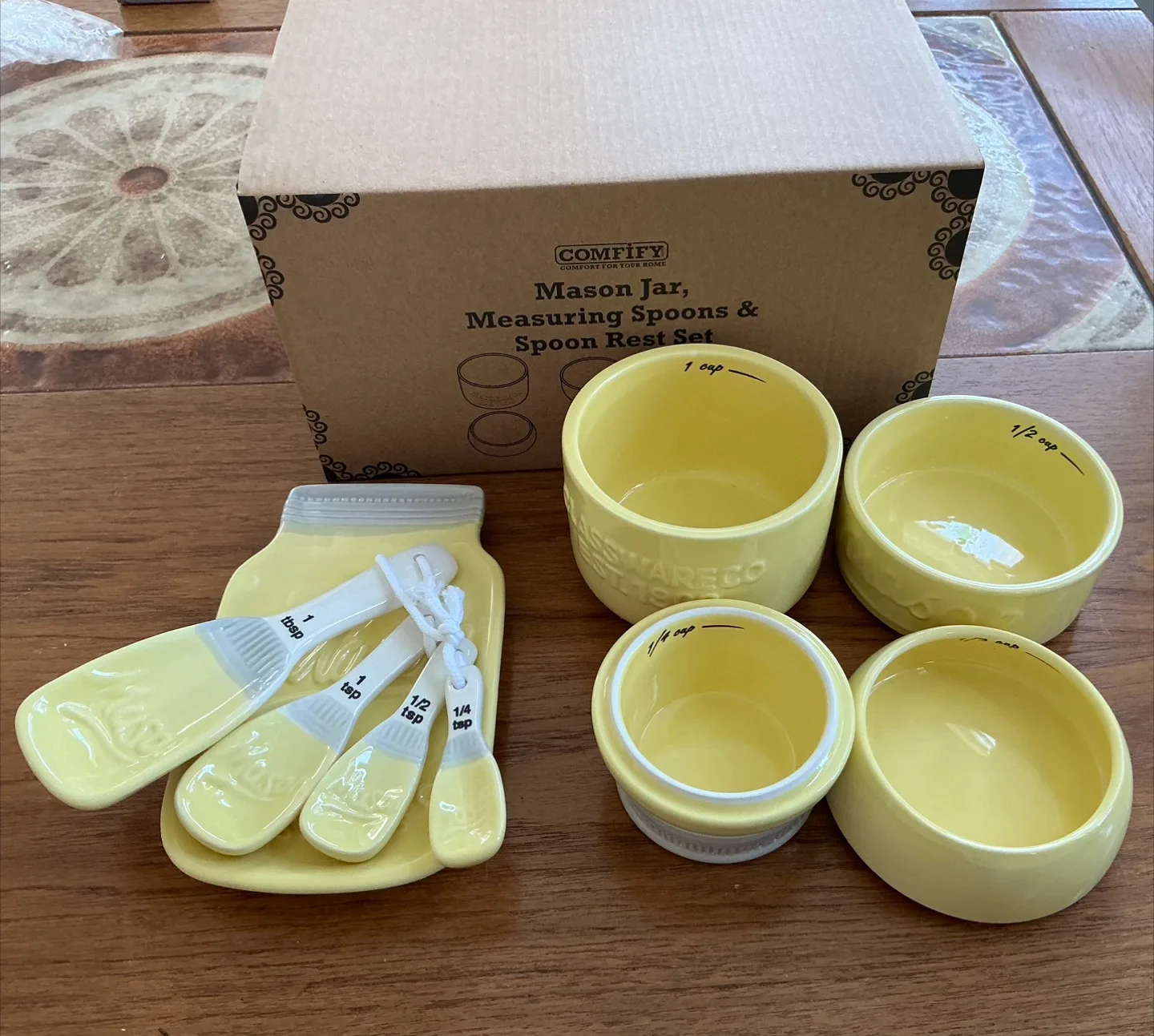 NEW BOXED MEASURING CUPS & SPOONS thumbnail