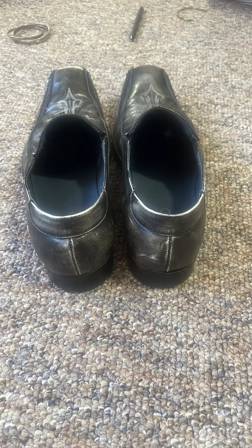 ALDO Black Leather Slip-On Dress Shoes image indicator(6)