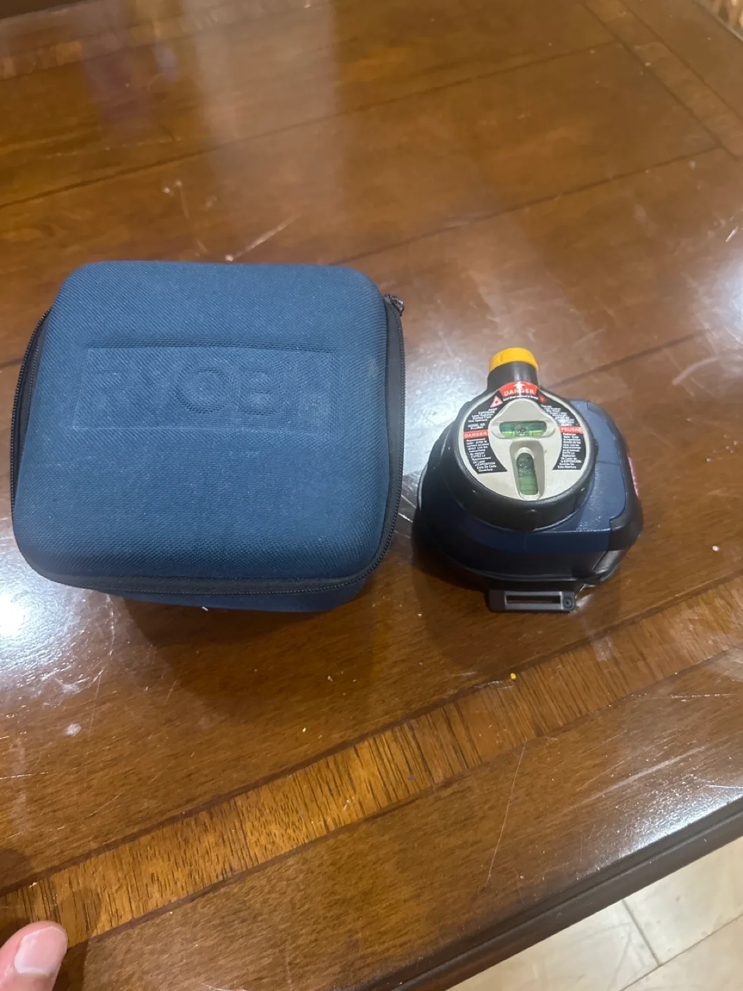 Ryobi ELL001 Laser Level w/ Case image indicator(2)