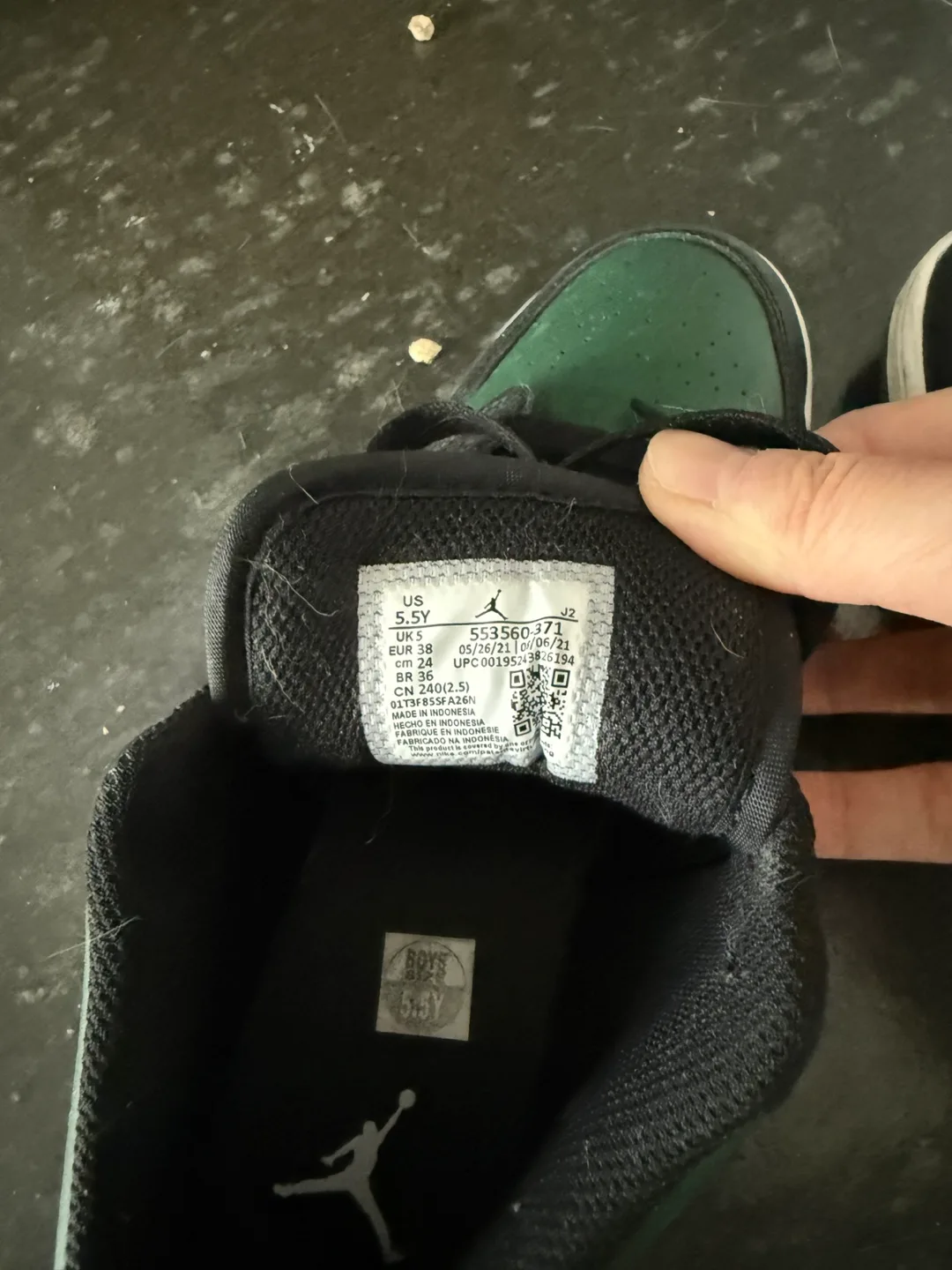 Nike Air Jordan 1 Low Green image indicator(6)