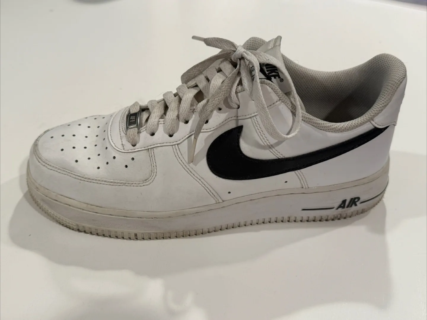 Nike Air Force 1 White Sneakers image indicator(4)