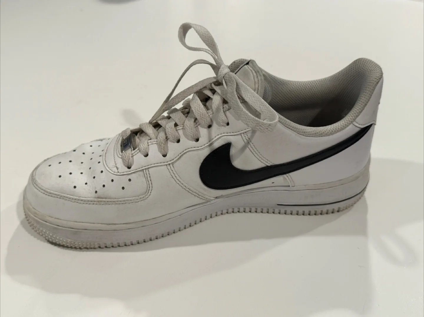 Nike Air Force 1 White Sneakers image indicator(2)