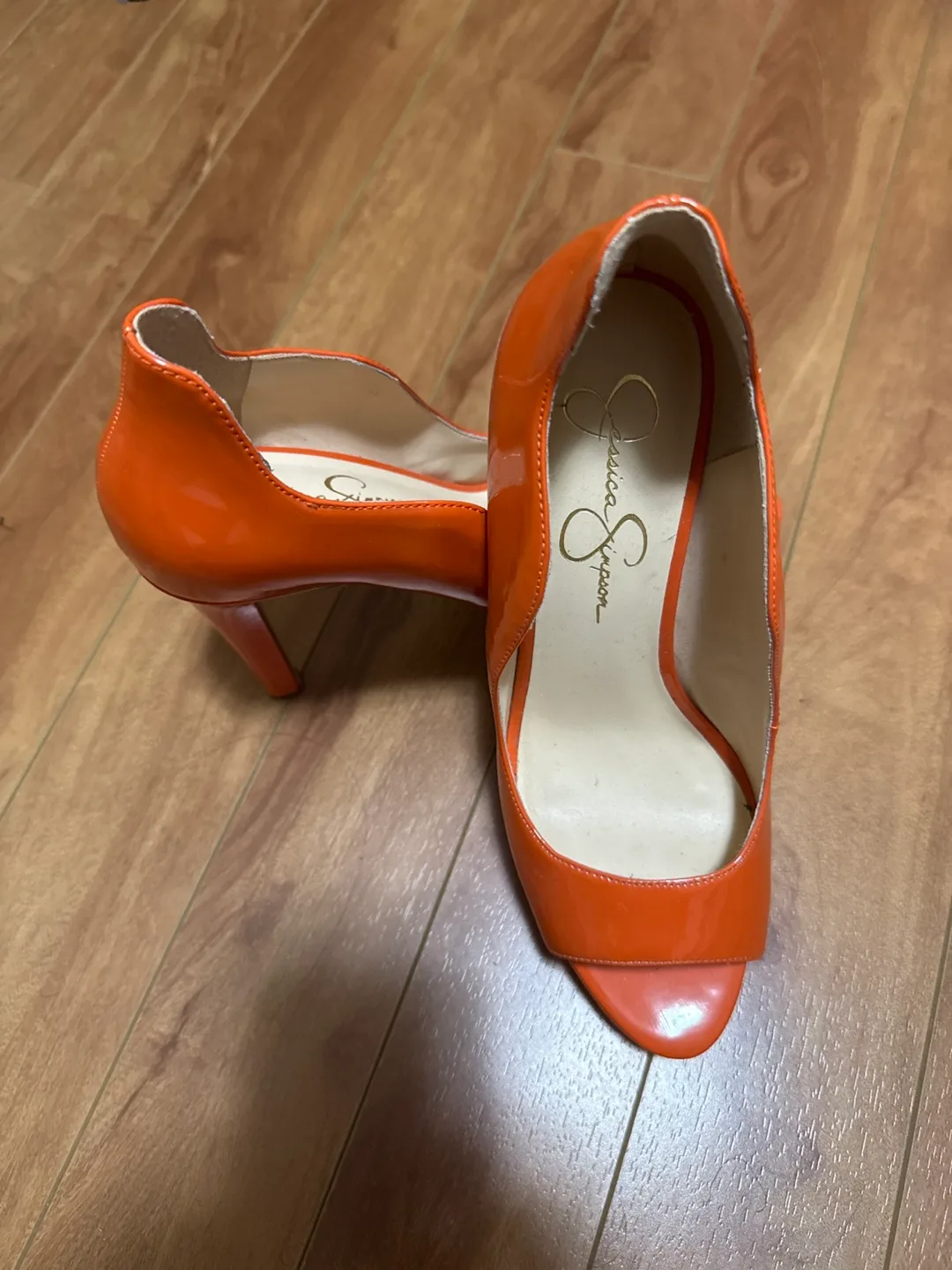 Jessica Simpson Orange Heels thumbnail