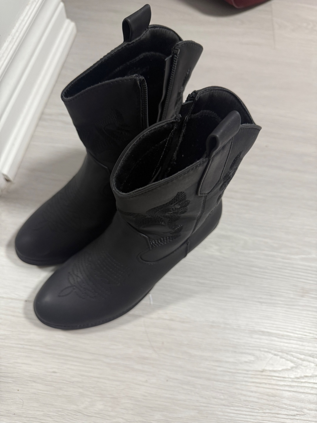 Black Cowboy Boots, Size 7