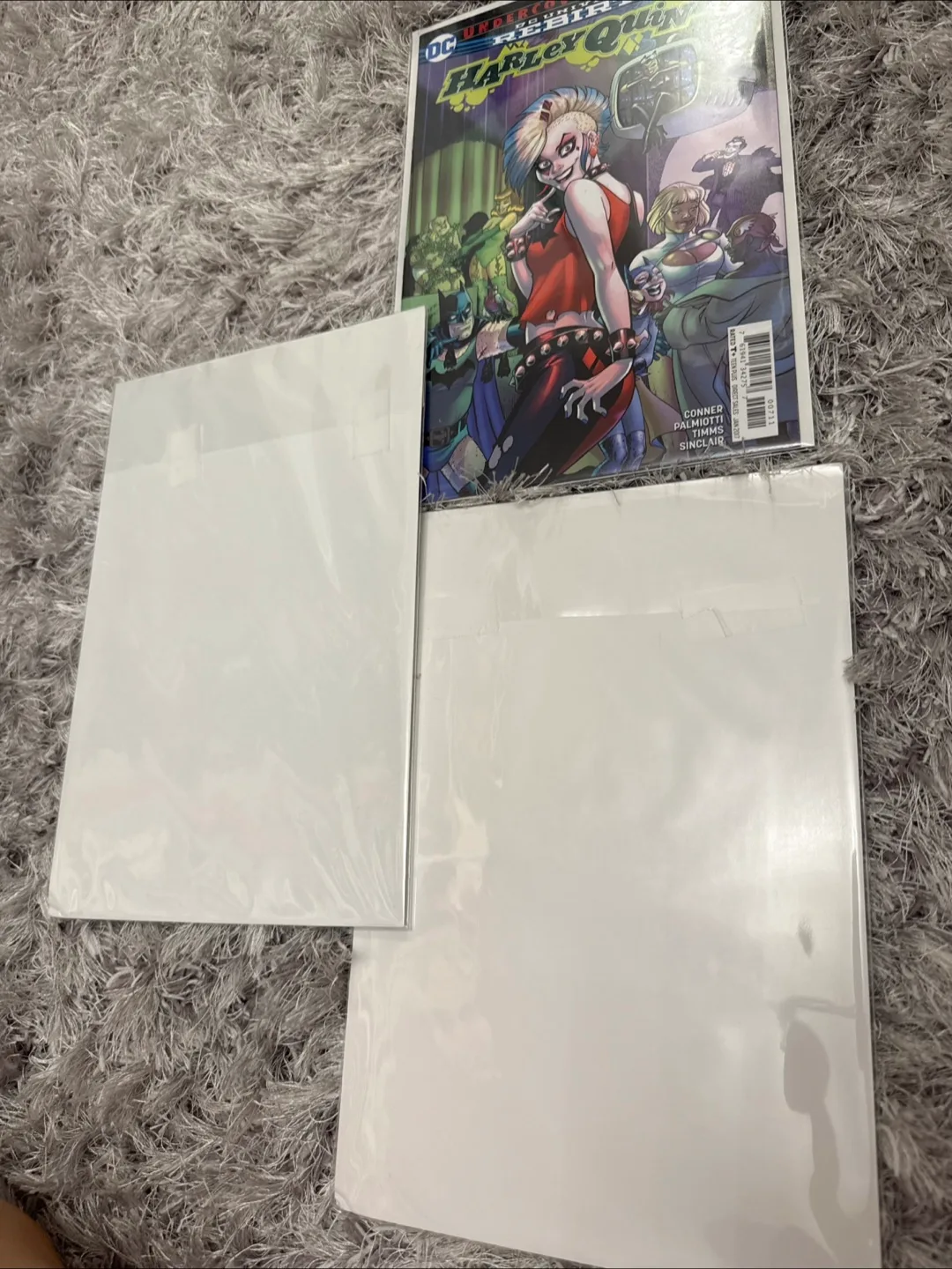 Harley Quinn Comic Book Lot 5- DC comics all for $10 image indicator(3)