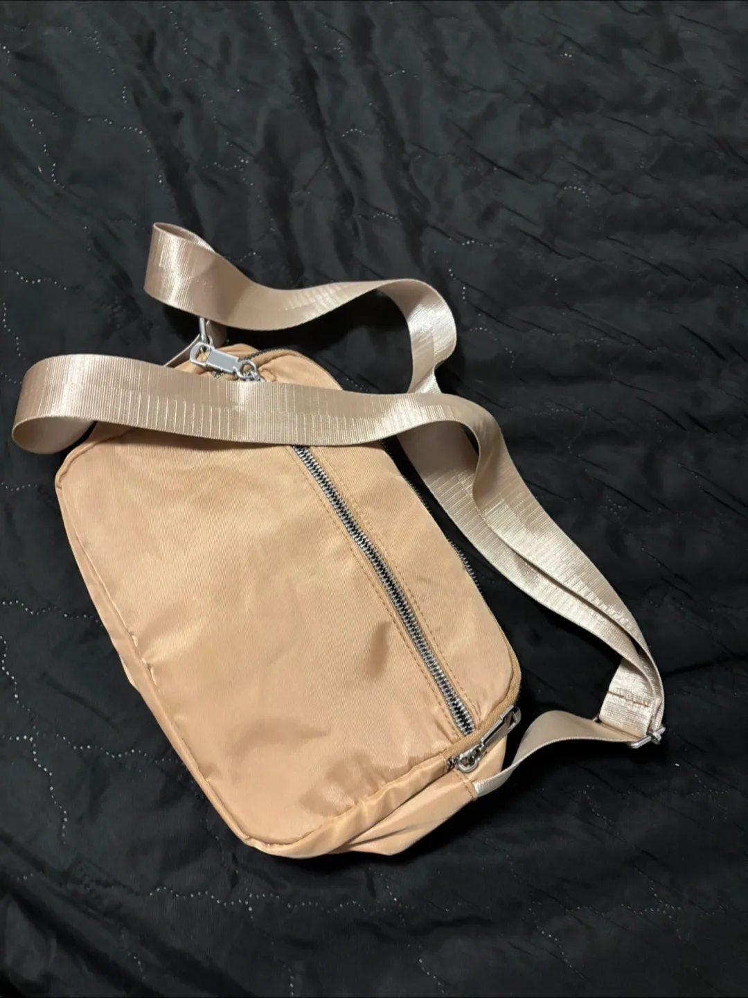 Beige Crossbody Bag image indicator(2)