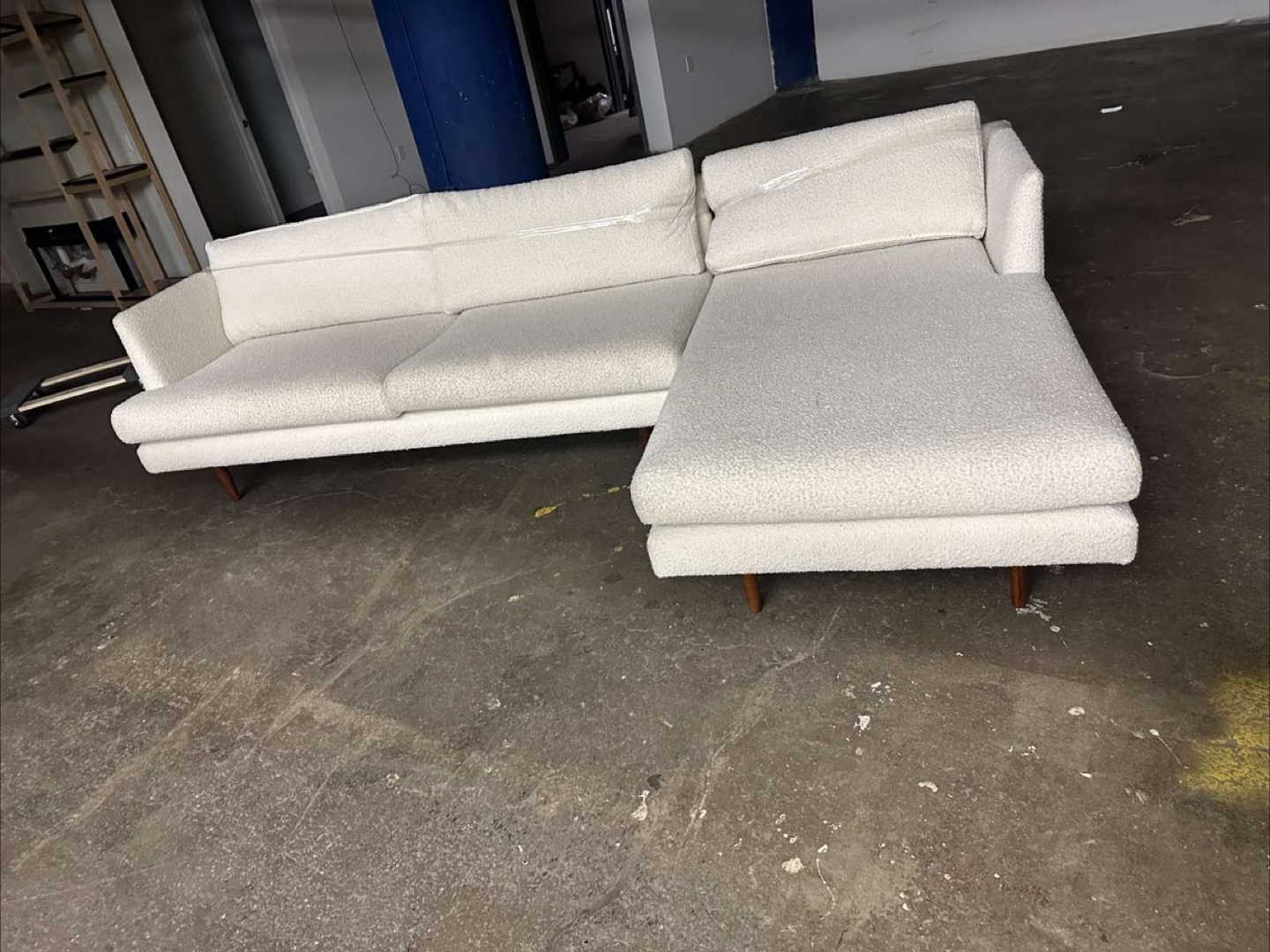 White Boucle Sectional Sofa - photo 4