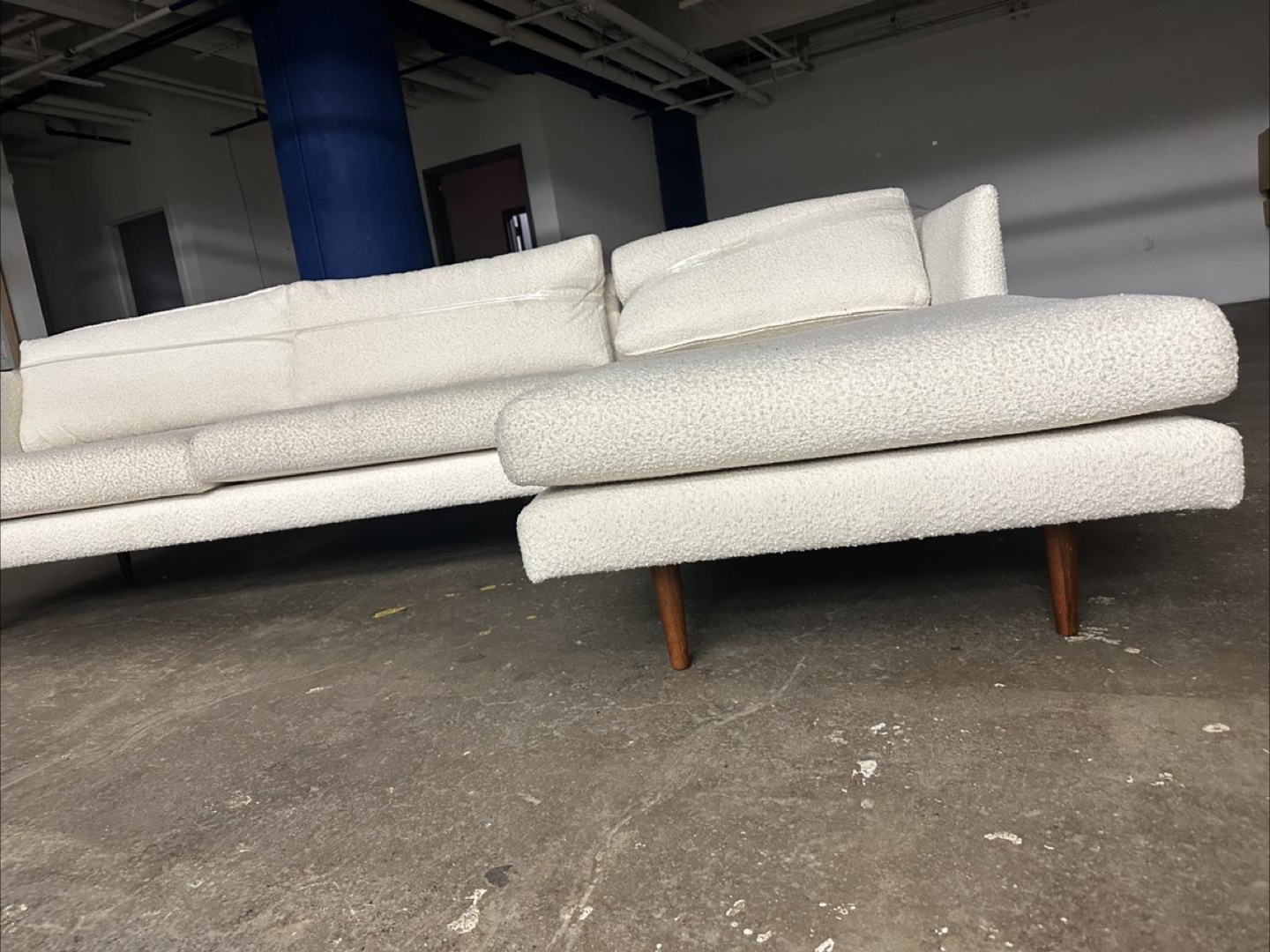 White Boucle Sectional Sofa - photo 5