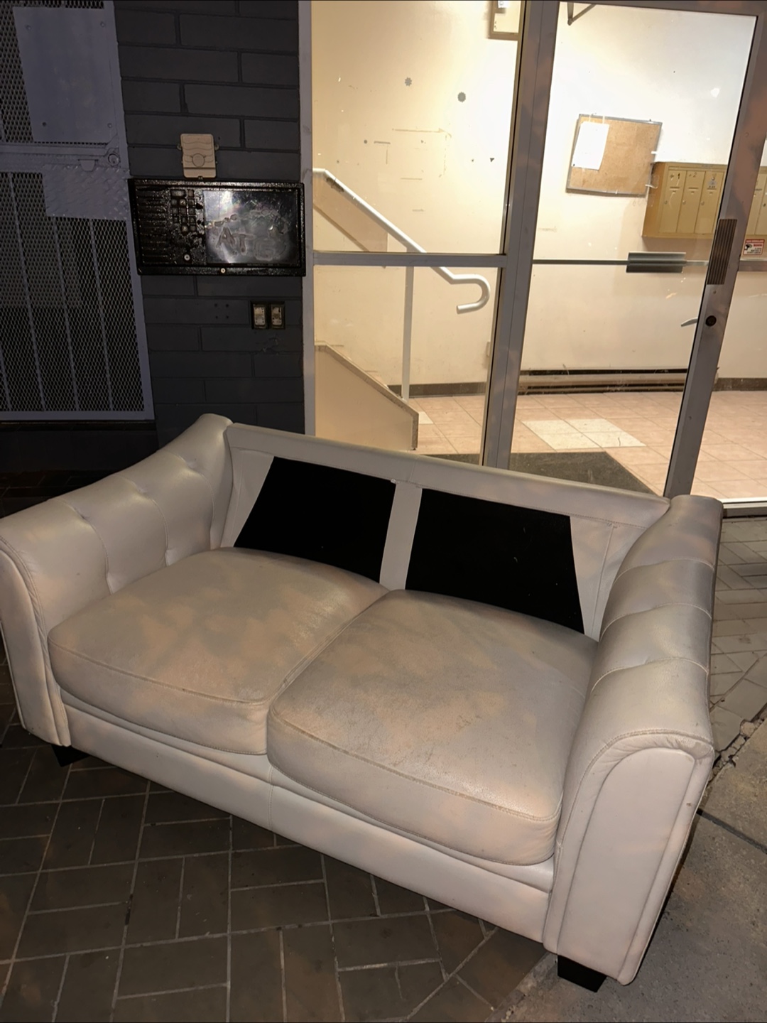 White Leather Sofa Cushions