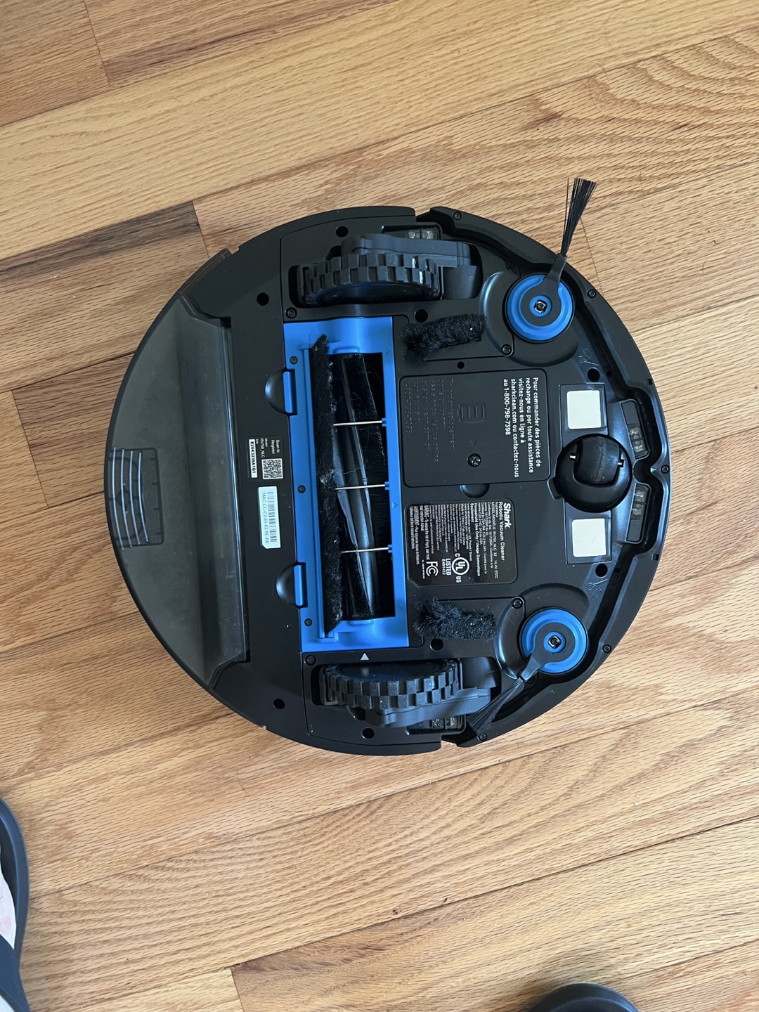 Shark Robot Vacuum - Great Condition! - photo 3