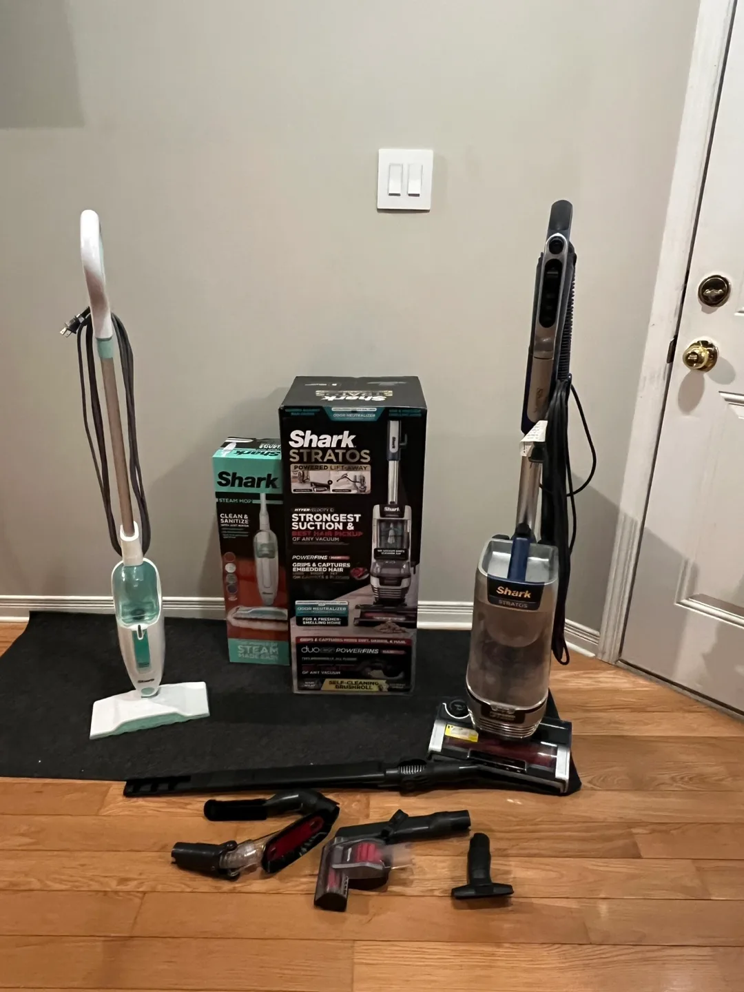 Shark Stratos Powered Lift-Away Vacuum thumbnail