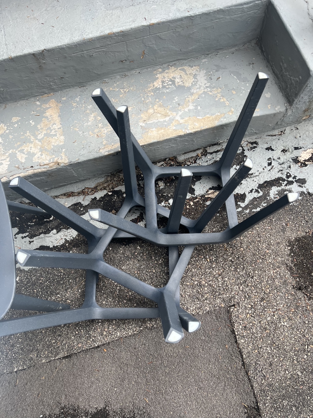 IKEA Tingby Dining Table for  6+ ODGER Chairs x6 - photo 3