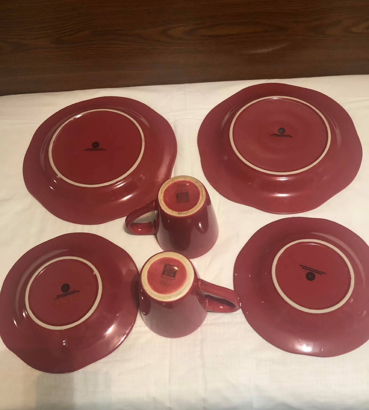 Red Plate and Mug Set (6 Pieces) - photo 4