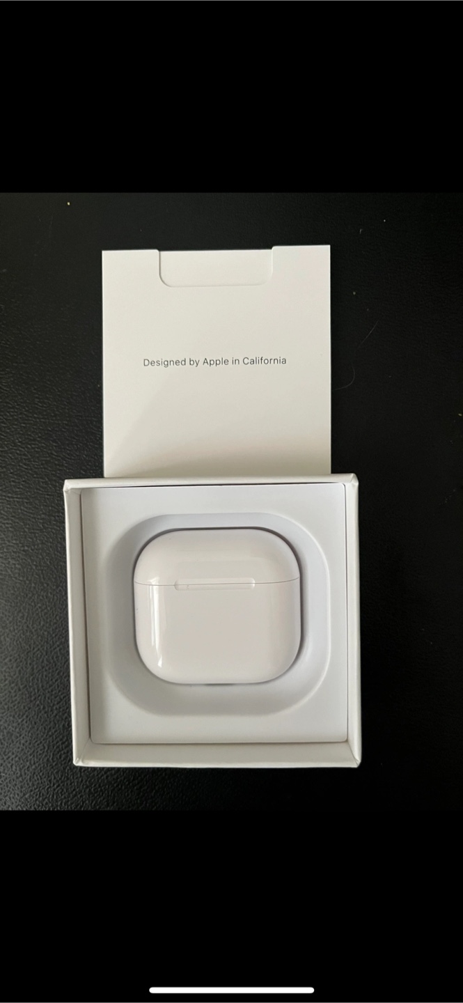 Apple AirPods 4 with ANC - New in Box - photo 3